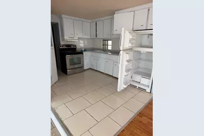 820 SW 1st Place, Hallandale Beach, FL 33009 - Photo 3