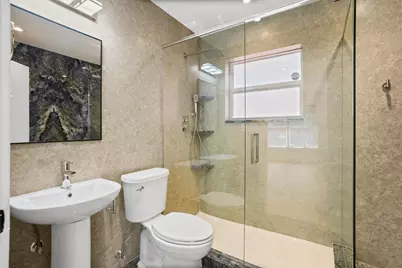1404 NE 2nd Street, Pompano Beach, FL 33060 - Photo 5