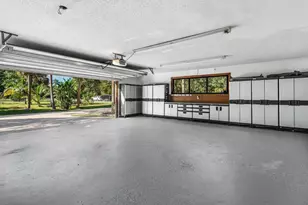 9266 Pinion Dr, Lake Worth, FL 33467 - Photo 29
