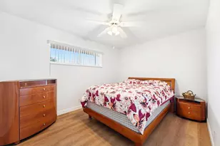 2682 S Garden Dr, Lake Worth, FL 33461 - Photo 23