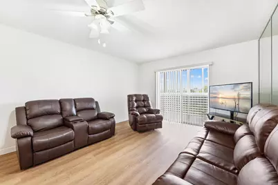 2682 S Garden Dr #309, Lake Worth, FL 33461 - Photo 15
