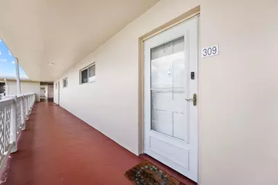 2682 S Garden Dr #309, Lake Worth, FL 33461 - Photo 1