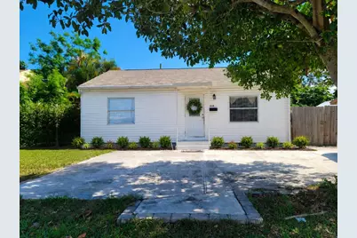 618 Hunter Street, West Palm Beach, FL 33405 - Photo 1
