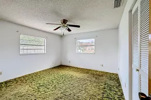 2402 Newport Dr, Fort Pierce, FL 34982 - Photo 37