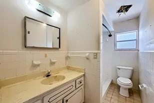 2402 Newport Dr, Fort Pierce, FL 34982 - Photo 31