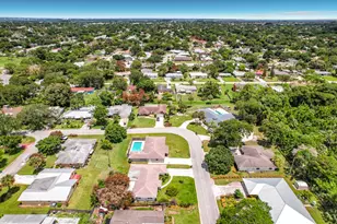 2402 Newport Dr, Fort Pierce, FL 34982 - Photo 59