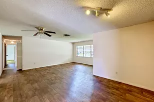 2402 Newport Dr, Fort Pierce, FL 34982 - Photo 15
