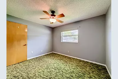 2402 Newport Drive, Fort Pierce, FL 34982 - Photo 27