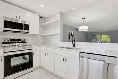 2202 Lucaya Bend #G2, Coconut Creek, FL 33066 - Photo 3