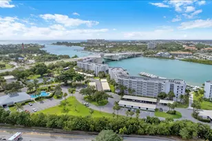 1648 Jupiter Cove Dr, Jupiter, FL 33469 - Photo 23
