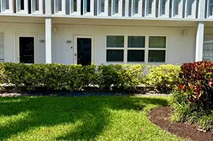 1044 Cambridge C, Deerfield Beach, FL 33442 - Photo 3
