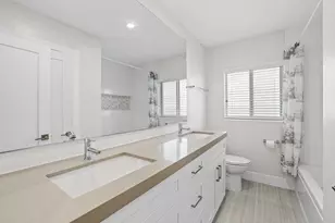 4240 NE 22nd Terrace, Lighthouse Point, FL 33064 - Photo 33