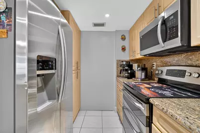 7101 W 24th Avenue #45, Hialeah, FL 33016 - Photo 21
