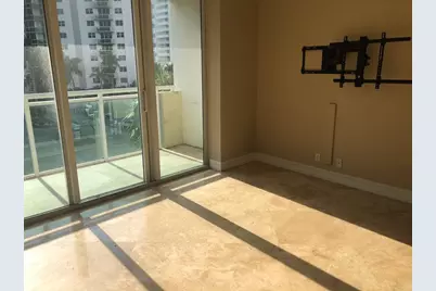 3000 S Ocean Drive #322, Hollywood, FL 33019 - Photo 3
