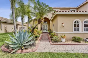 18623 SW 7th St, Pembroke Pines, FL 33029 - Photo 3