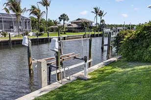 9055 SE Harbor Island Way, Hobe Sound, FL 33455 - Photo 11