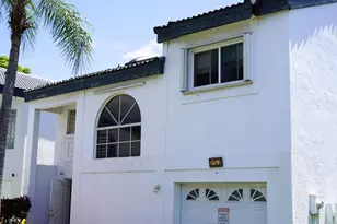 253 NE 211th Terrace, North Miami Beach, FL 33179 - Photo 3