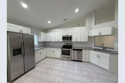 8657 Rosalie Court, Boynton Beach, FL 33472 - Photo 9