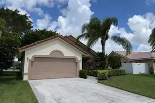 8657 Rosalie Ct, Boynton Beach, FL 33472 - Photo 1