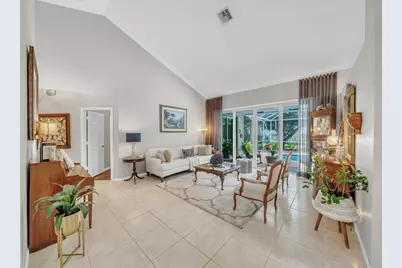 4245 NW 65th Avenue, Coral Springs, FL 33067 - Photo 9