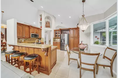 4245 NW 65th Avenue, Coral Springs, FL 33067 - Photo 11