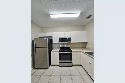 1063 Golden Lakes Boulevard #322, West Palm Beach, FL 33411 - Photo 5