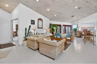 22519 W Esplanada Cir W, Boca Raton, FL 33433 - Photo 11