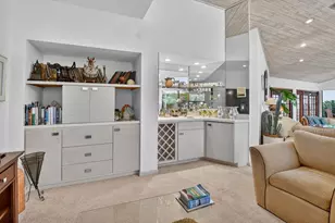 22519 W Esplanada Cir W, Boca Raton, FL 33433 - Photo 9