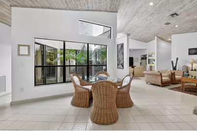 22519 W Esplanada Cir W, Boca Raton, FL 33433 - Photo 19