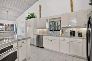 22519 W Esplanada Cir W, Boca Raton, FL 33433 - Photo 21