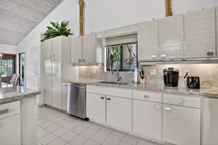 22519 W Esplanada Cir W, Boca Raton, FL 33433 - Photo 23