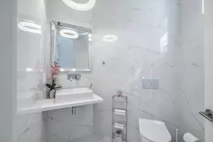 401 Resort Ln, Palm Beach Gardens, FL 33418 - Photo 37