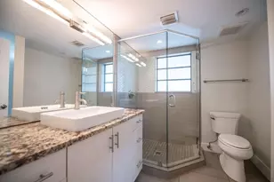 64 Isle of Venice Dr, Fort Lauderdale, FL 33301 - Photo 17