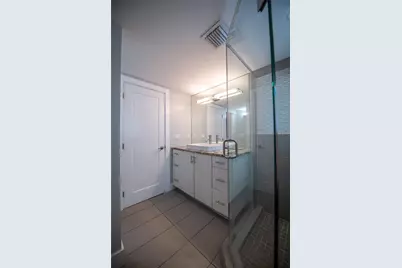64 Isle Of Venice Drive #22, Fort Lauderdale, FL 33301 - Photo 15