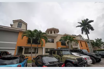 64 Isle Of Venice Drive #22, Fort Lauderdale, FL 33301 - Photo 19