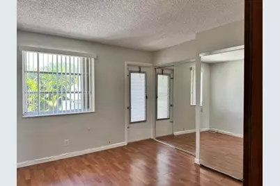 2175 NE 56th Street #204, Fort Lauderdale, FL 33308 - Photo 9