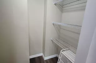 3301 N Country Club Dr, Miami, FL 33180 - Photo 13