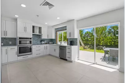 114 N Beach Road, Jupiter Island, FL 33455 - Photo 19