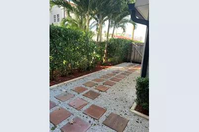 327 Dyer Road #Rear, West Palm Beach, FL  - Photo 15