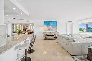 215 N Birch Rd, Fort Lauderdale, FL 33304 - Photo 3