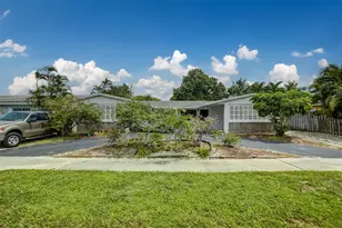 2155 NE 56th Ct, Fort Lauderdale, FL 33308 - Photo 3