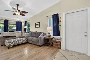 1921 Discovery Cir E, Deerfield Beach, FL 33442 - Photo 5