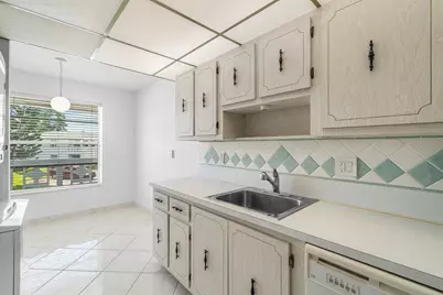 2835 SW 13th Street #202, Delray Beach, FL 33445 - Photo 7