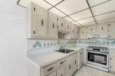 2835 SW 13th Street #202, Delray Beach, FL 33445 - Photo 5