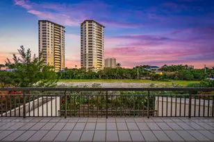 3970 N Ocean Dr, Singer Island, FL 33404 - Photo 29