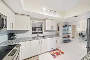3970 N Ocean Dr, Singer Island, FL 33404 - Photo 9