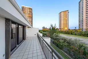 3970 N Ocean Dr, Singer Island, FL 33404 - Photo 35
