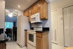 8305 NW 61st St, Tamarac, FL 33321 - Photo 3
