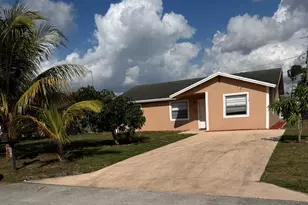 4575 Curtis Ave, Lake Worth, FL 33463 - Photo 3