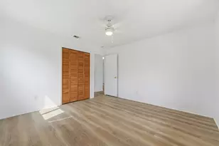 2674 SW Monterrey Ln, Port Saint Lucie, FL 34953 - Photo 21